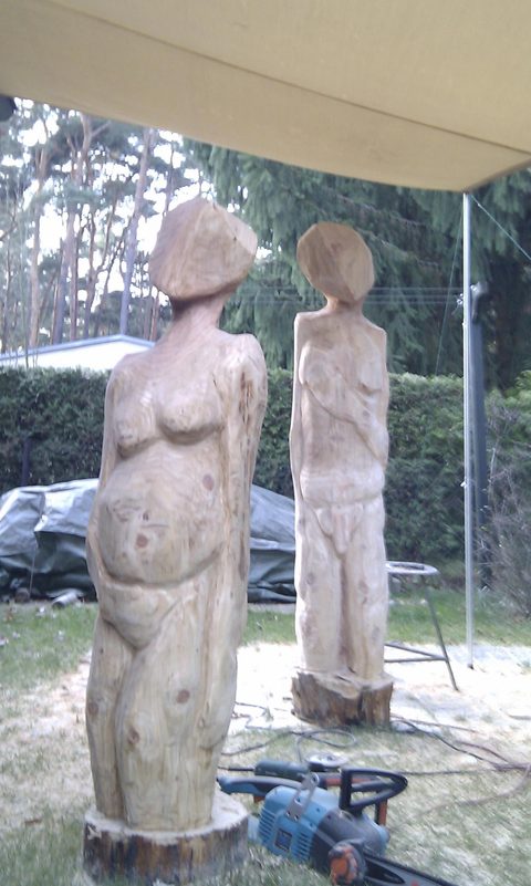 Paar 2 – holzskulpturen, Douglasie