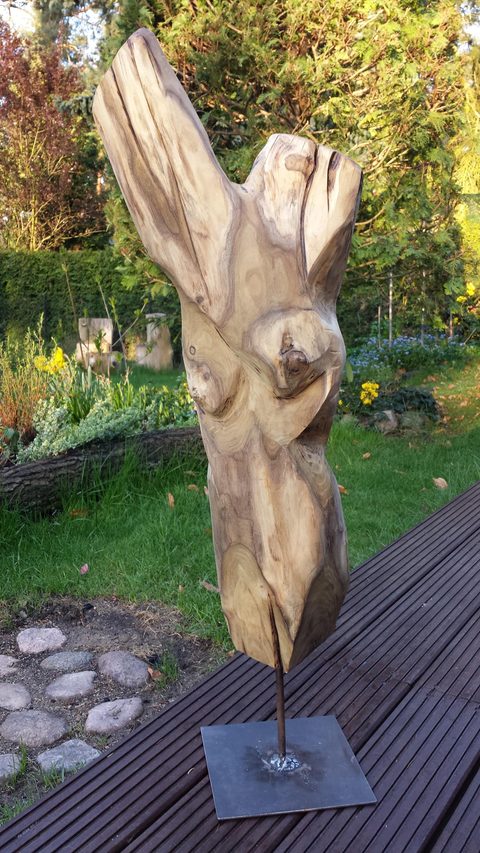 Robinientorso 1 – holzskulpturen, Robinie