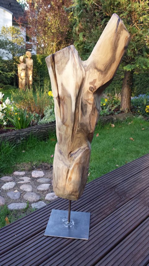 Robinientorso 1 – holzskulpturen, Robinie