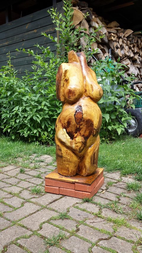 Schwangere – holzskulpturen, Robinie