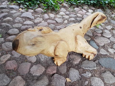 Kowa – holzskulpturen, Walnuss