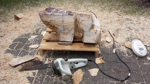 Lillefant – holzskulpturen, Eiche