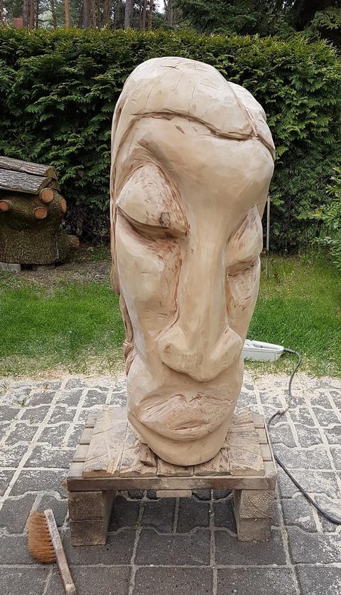 hölzerne Moai – holzskulpturen, Eiche