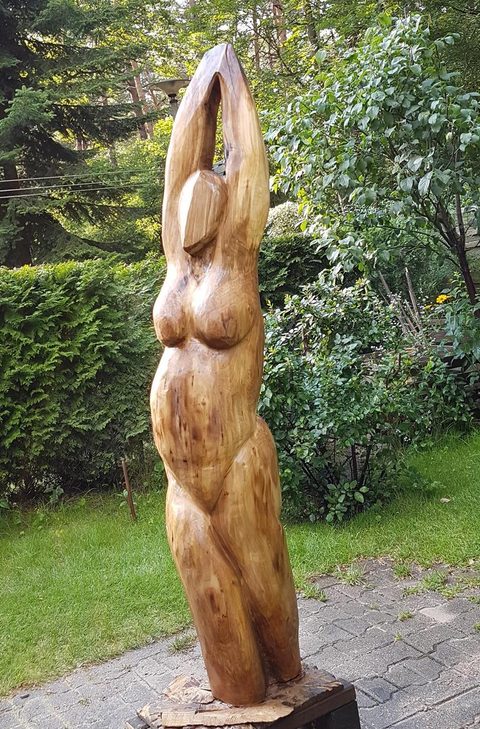 sich streckende – holzskulpturen, Walnuss