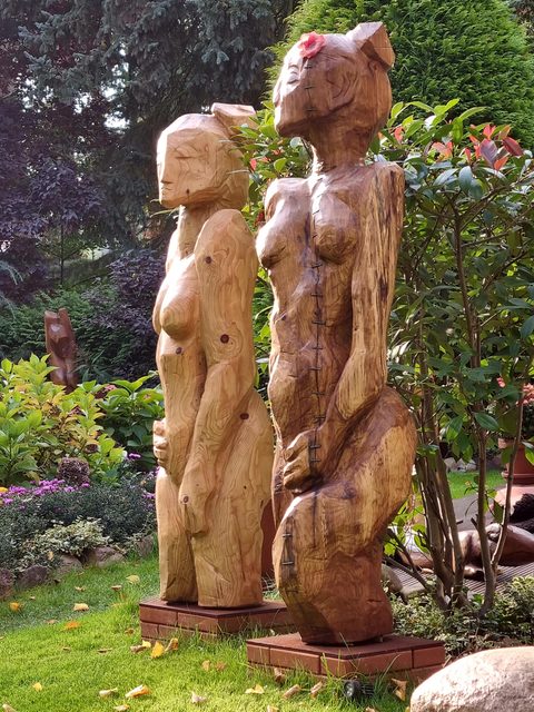 Freundin von Frieda Kahlo – holzskulpturen, Robinie